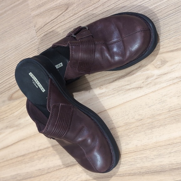 Clarks Cushion soft Leather Mules - Picture 1 of 7